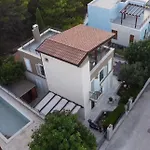 Igalo - Private Pool & Sea View