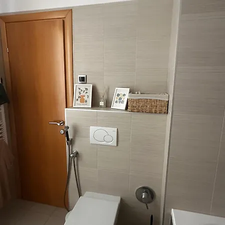 Igalo - Private Pool&sea View Splitska