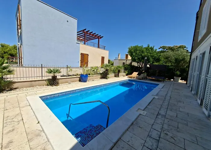 Igalo - Private Pool & Sea View *
